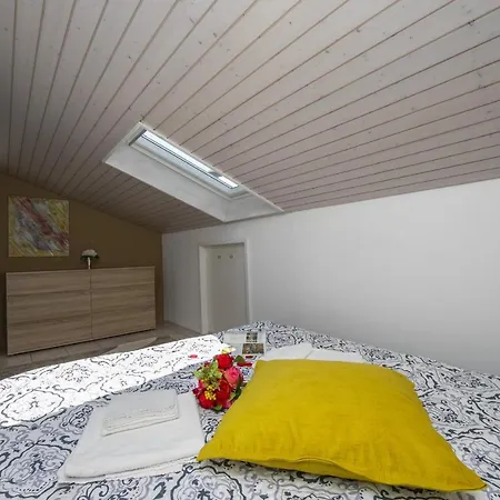 Romantica Maisonette *